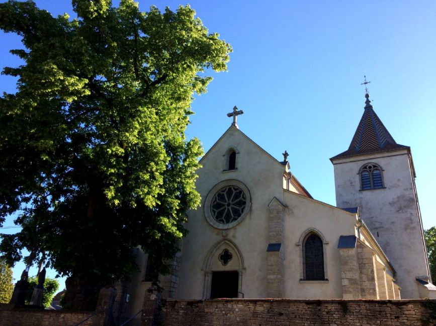 Eglise et tilleul Fresne